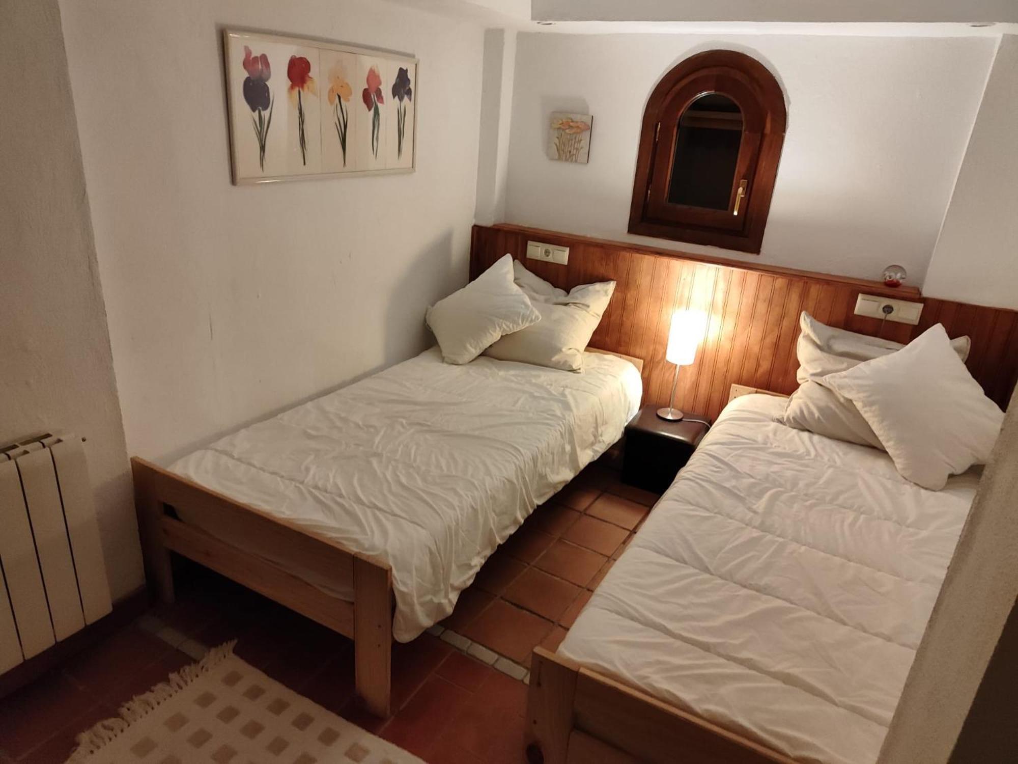 구에하르 시에라 Refugio Del Aguila "Casa Diaman" 게스트하우스 외부 사진